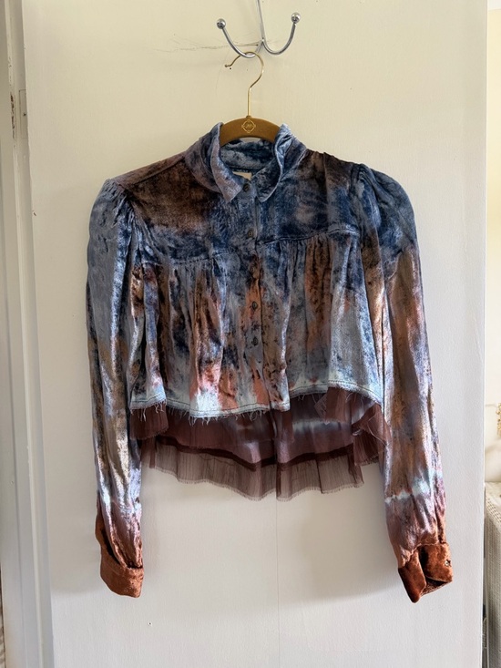 Urban Outfitters Tops - Urban Outfitters Blue and Brown Velvet Tie-Dye Crop Blouse